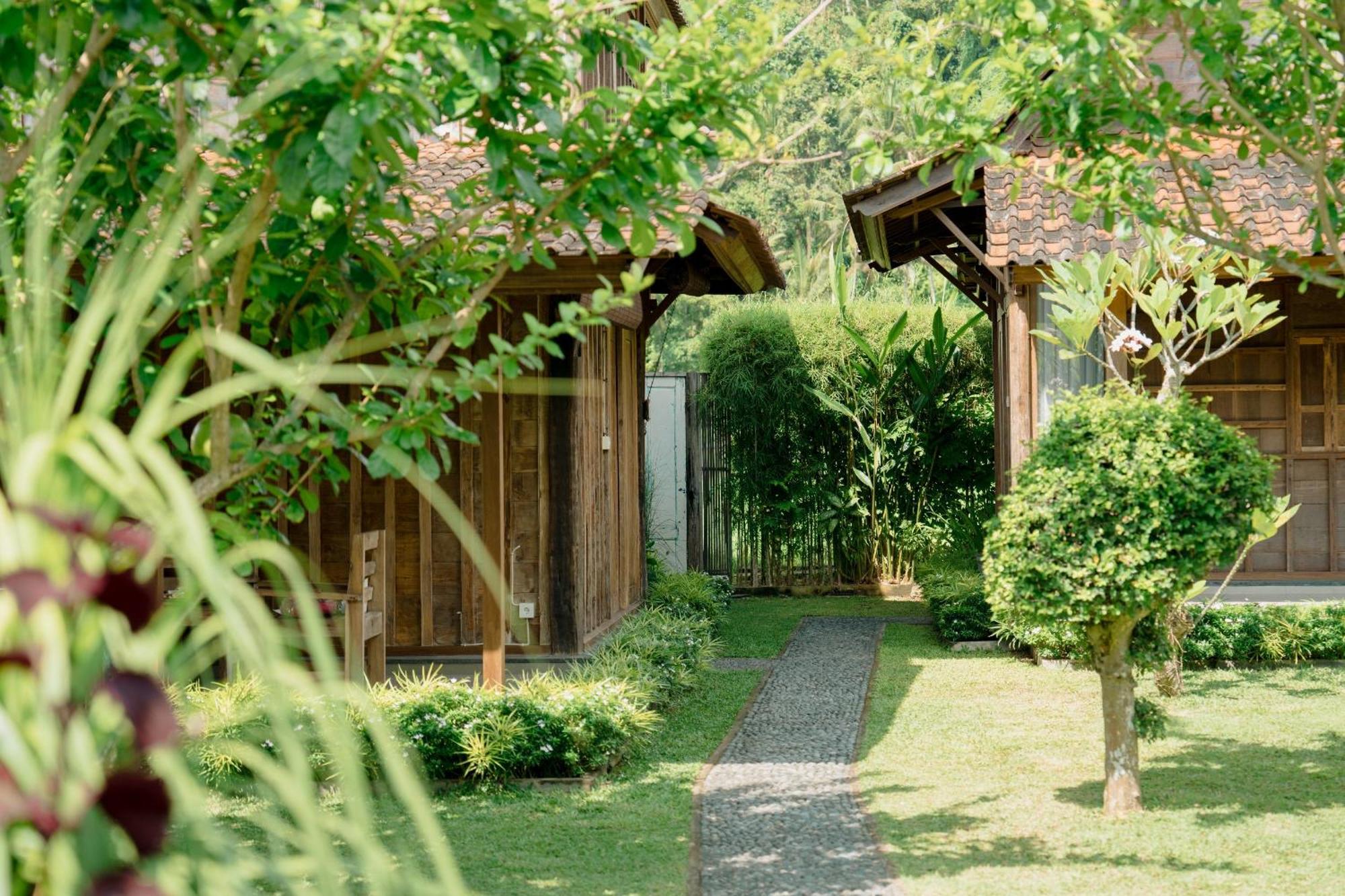Kubu Sakian Villa And Restaurant Sidemen Silebeng Exterior photo