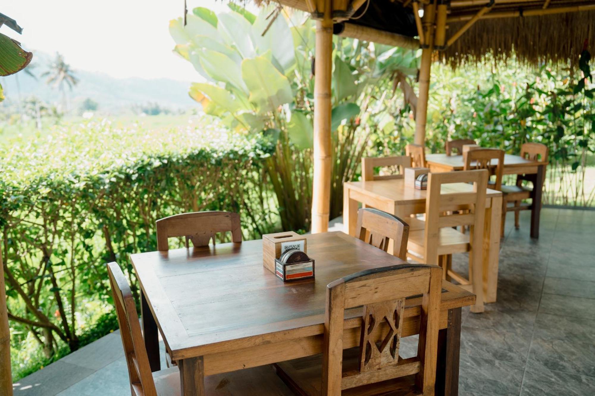 Kubu Sakian Villa And Restaurant Sidemen Silebeng Exterior photo