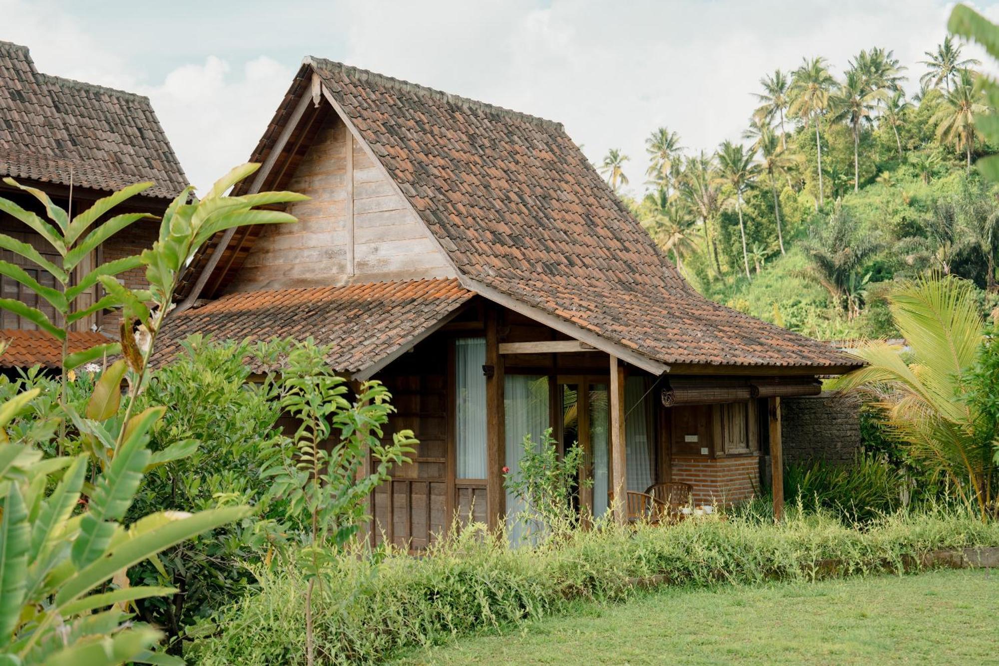 Kubu Sakian Villa And Restaurant Sidemen Silebeng Exterior photo