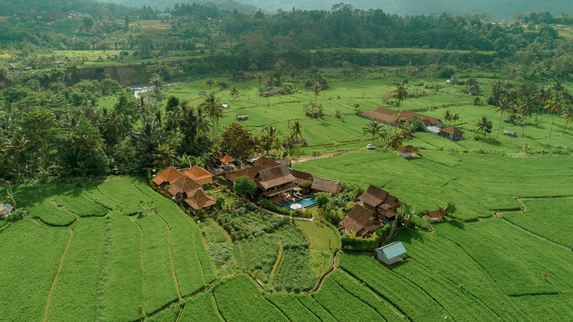 Kubu Sakian Villa And Restaurant Sidemen Silebeng Exterior photo